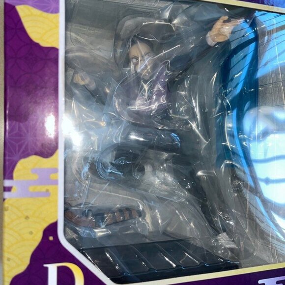 Demon Slayer Breached Swordsmith Village Genya Shinazugawa figure - Picture 3 of 3